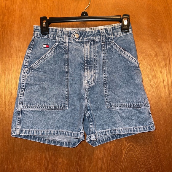 Vintage Tommy Hilfiger Women's Blue Denim Shorts - Picture 1 of 3